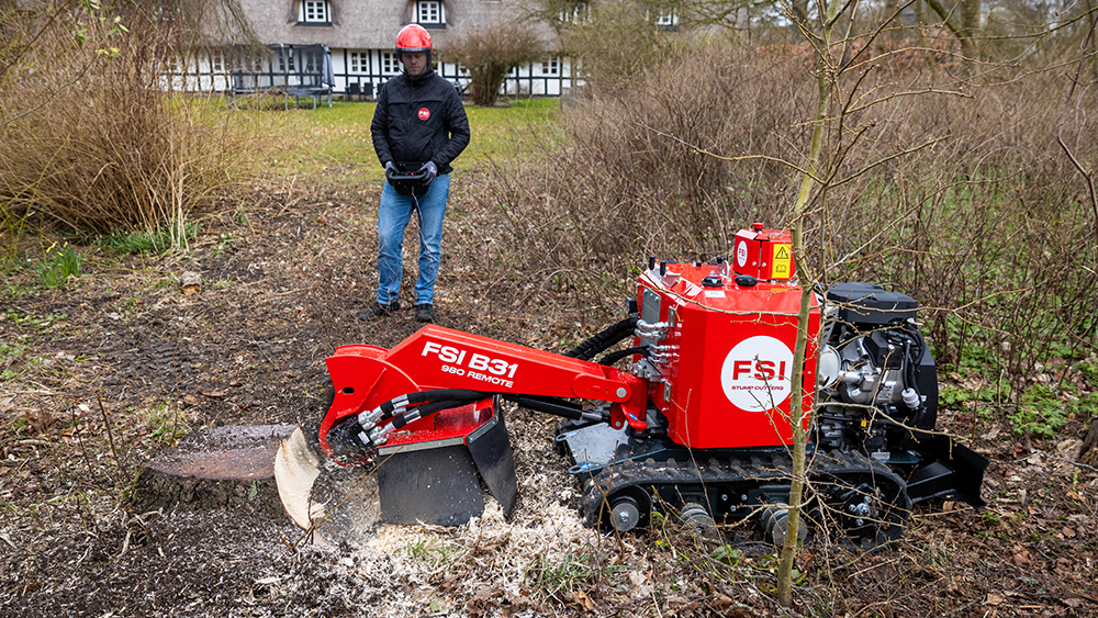 Stobbenfrees met groot zwenkbereik