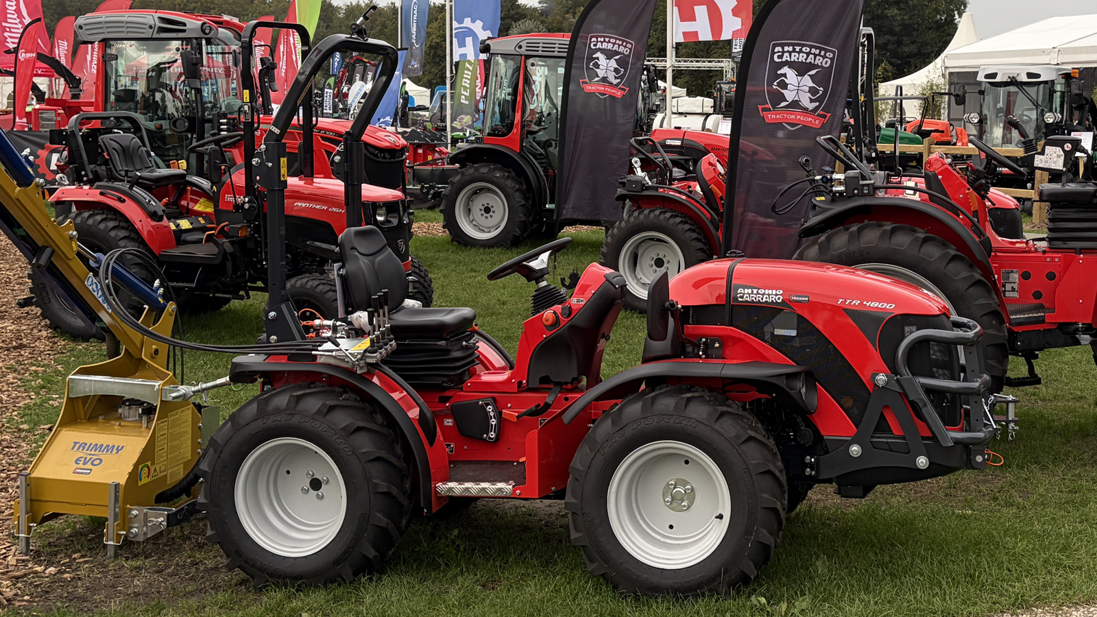 Antonio Carraro TTR 4800 trekker afgeleverd