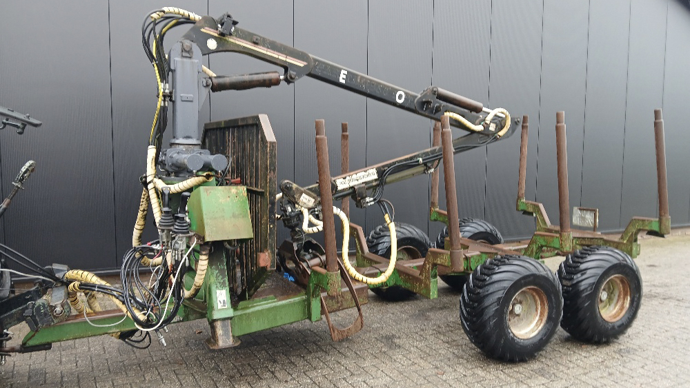 FARMA FMW 9-13 uitrijwagen