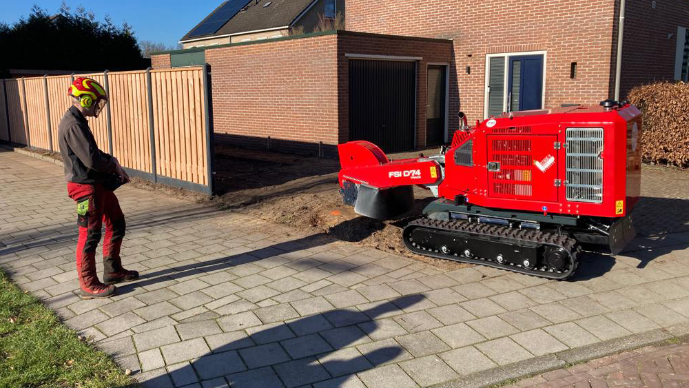 Stobbenfrees op rupsen