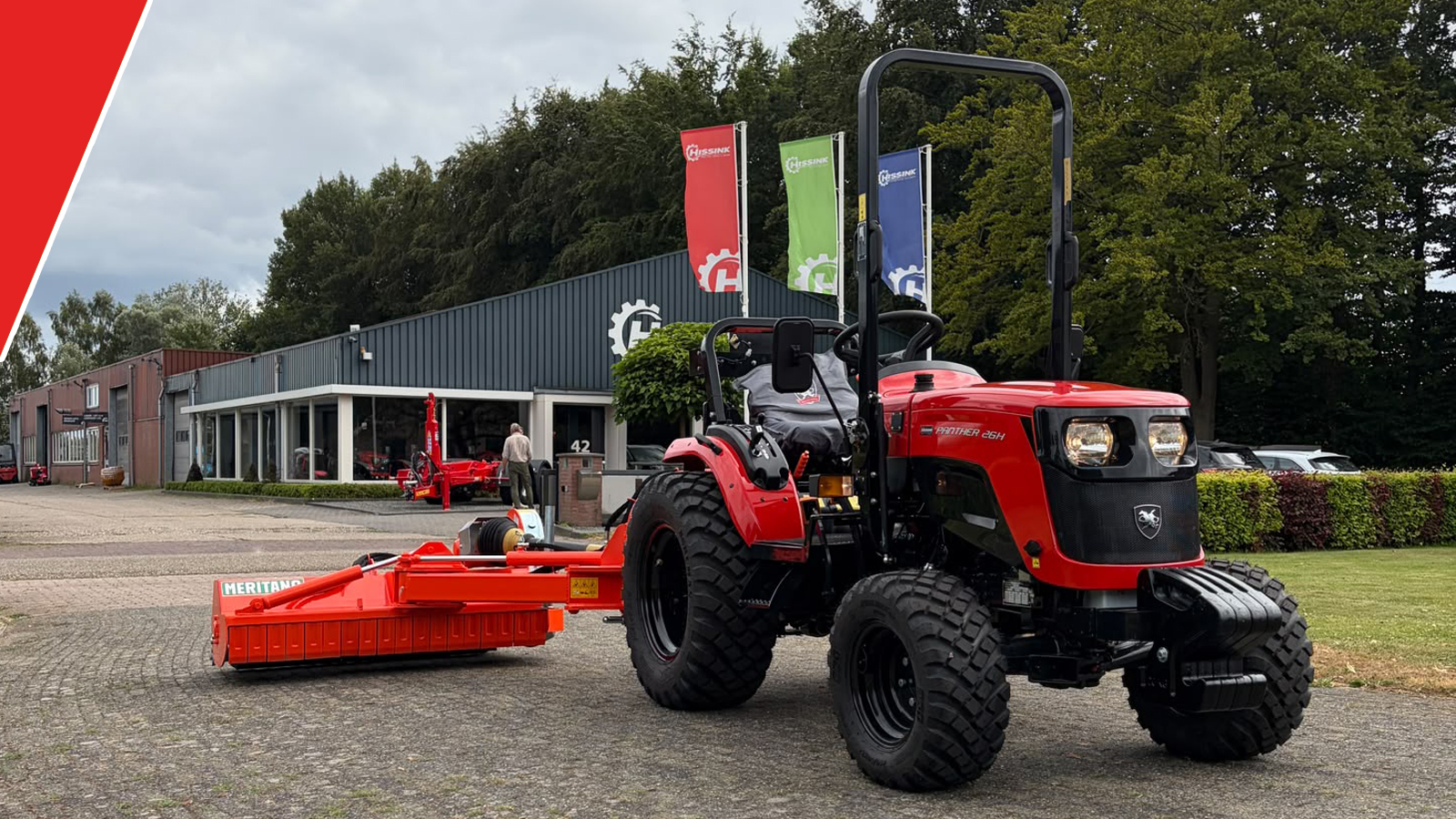 Aflevering Antonio Carraro trekker met Meritano zijklepelmaaier